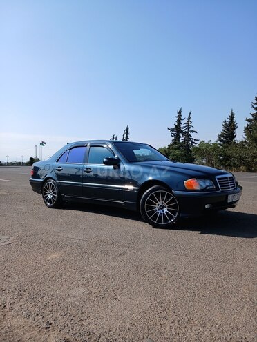 Mercedes C 200 1999, 429,638 km - 2.0 л - Biləsuvar