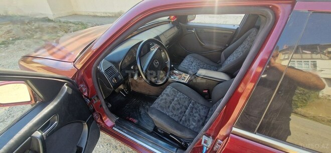 Mercedes C 220 1999, 300,000 km - 2.2 л - Sumqayıt