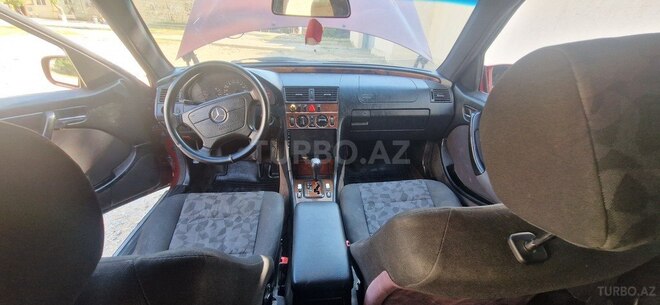Mercedes C 220 1999, 300,000 km - 2.2 л - Sumqayıt