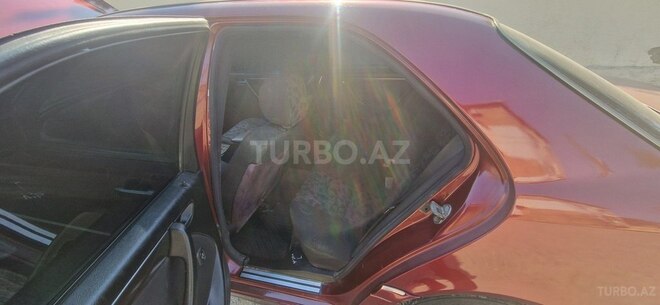 Mercedes C 220 1999, 300,000 km - 2.2 л - Sumqayıt