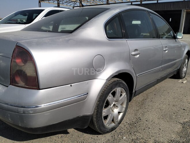 Volkswagen Passat 2002, 290,000 km - 1.9 l - Bakı