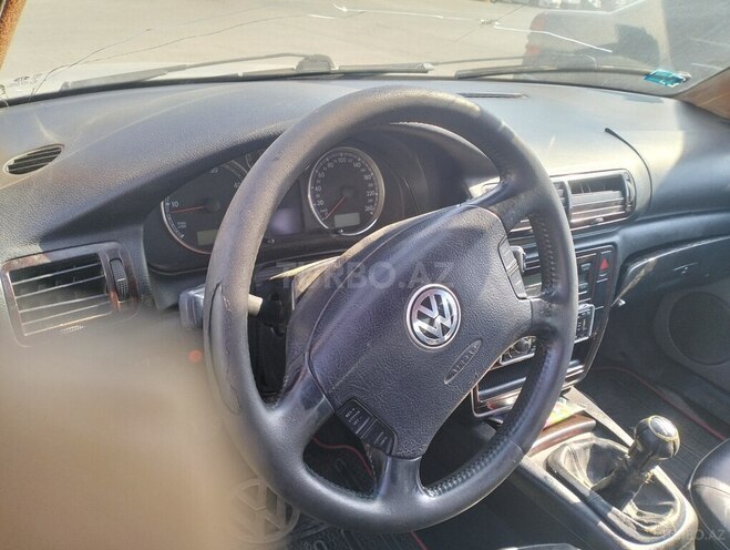 Volkswagen Passat 2002, 290,000 km - 1.9 l - Bakı