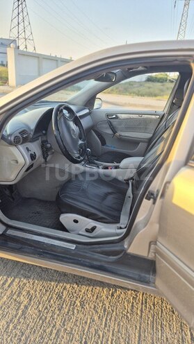 Mercedes C 220 2001, 560,000 km - 2.1 l - Sumqayıt