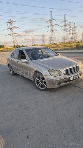 Mercedes C 220 2001, 560,000 km - 2.1 l - Sumqayıt