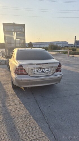 Mercedes C 220 2001, 560,000 km - 2.1 l - Sumqayıt