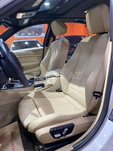 BMW 330 2015, 225,000 km - 2.0 l - Sumqayıt