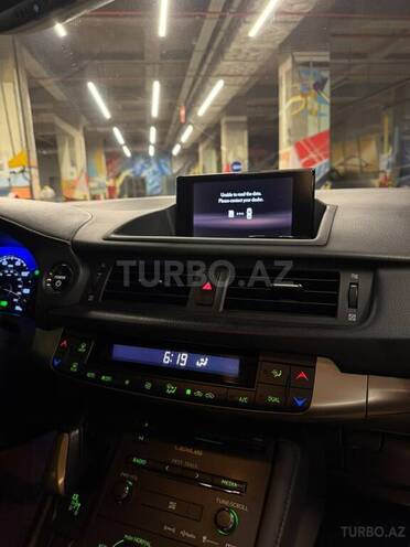 Lexus CT 200h 2015, 260,000 km - 1.8 л - Bakı