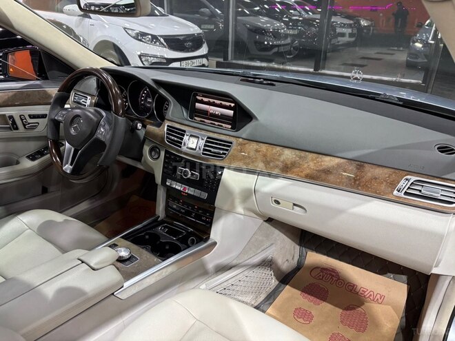 Mercedes E 350 2014, 196,000 km - 3.5 l - Sumqayıt