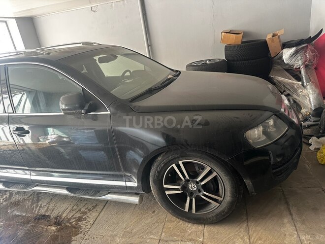 Volkswagen Touareg 2006, 299,000 km - 4.2 l - Bakı