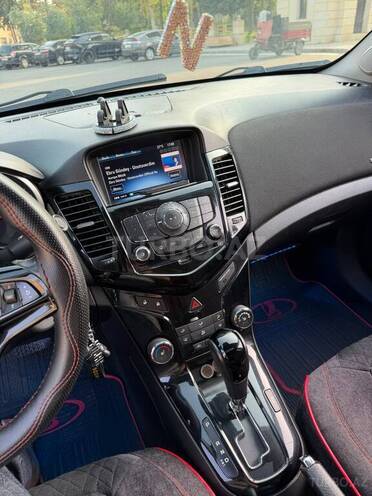 Chevrolet Cruze 2013, 363,747 km - 1.4 l - Goranboy