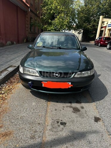 Opel Vectra 1998, 316,000 km - 1.6 l - Şəki