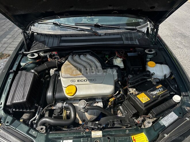 Opel Vectra 1998, 316,000 km - 1.6 l - Şəki