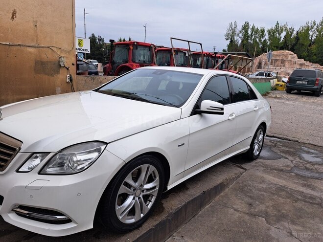 Mercedes E 250 2011, 234,560 km - 1.8 l - Xaçmaz