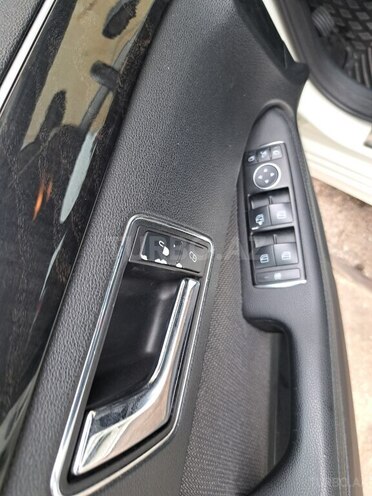 Mercedes E 250 2011, 234,560 km - 1.8 l - Xaçmaz