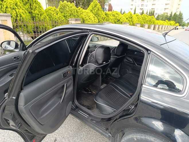 Volkswagen Passat 2003, 150,000 km - 1.8 l - Zaqatala