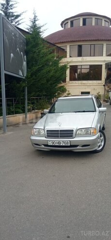 Mercedes C 230 2000, 408,773 km - 2.3 л - Qusar