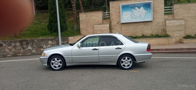 Mercedes C 230 2000, 408,773 km - 2.3 л - Qusar