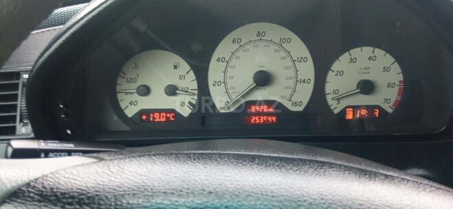 Mercedes C 230 2000, 408,773 km - 2.3 л - Qusar