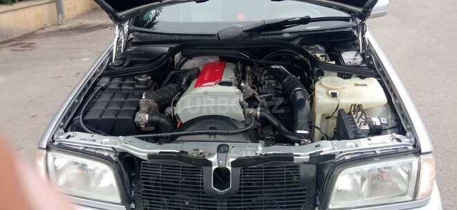 Mercedes C 230 2000, 408,773 km - 2.3 л - Qusar