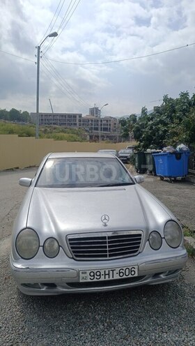 Mercedes E 240 1999, 341,321 km - 2.4 l - Mingəçevir