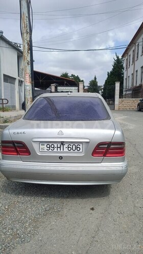 Mercedes E 240 1999, 341,321 km - 2.4 l - Mingəçevir