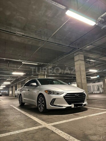 Hyundai Elantra 2018, 140,000 km - 2.0 l - Bakı