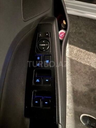 Hyundai Elantra 2018, 140,000 km - 2.0 l - Bakı