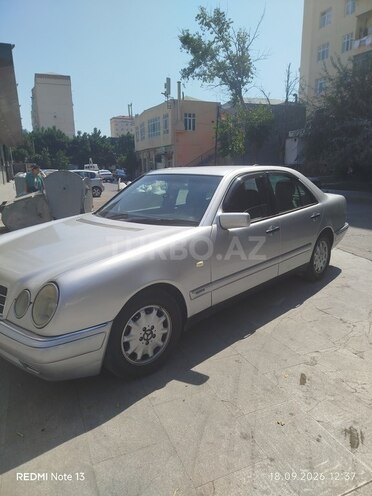 Mercedes E 230 1996, 323,523 km - 2.3 l - Sumqayıt