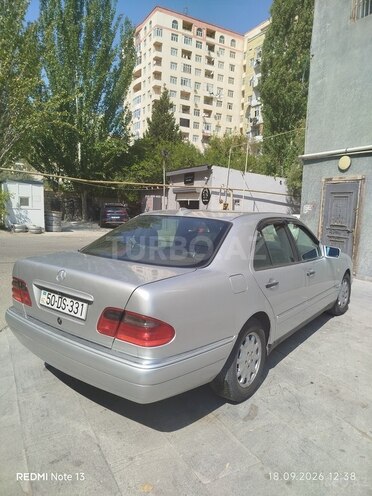Mercedes E 230 1996, 323,523 km - 2.3 l - Sumqayıt