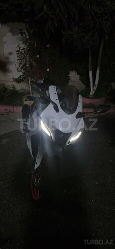 Yamaha R15 V4 2025, 20,000 km - 0.2 l - Bakı