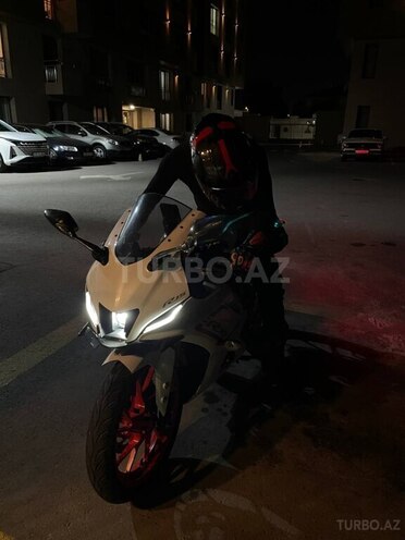 Yamaha R15 V4 2025, 20,000 km - 0.2 l - Bakı