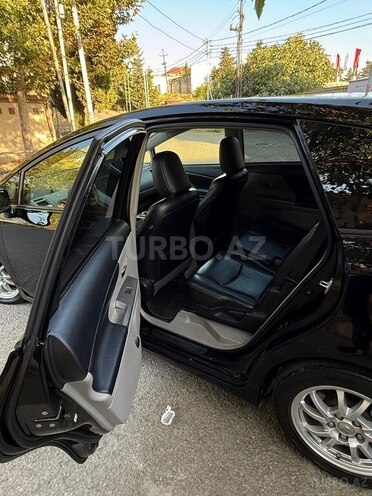 Toyota Prius V 2014, 285,633 km - 1.8 l - Bakı