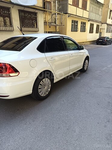 Volkswagen Polo 2018, 121,000 km - 1.6 l - Bakı