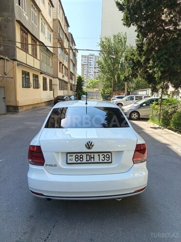 Volkswagen Polo 2018, 121,000 km - 1.6 l - Bakı