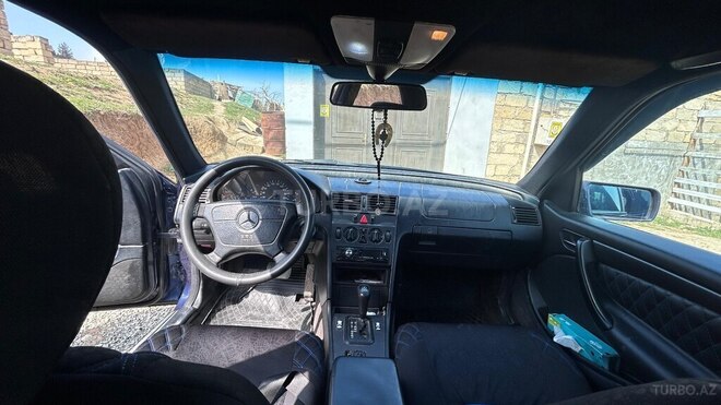 Mercedes C 200 1997, 322,361 km - 2.2 л - Bakı