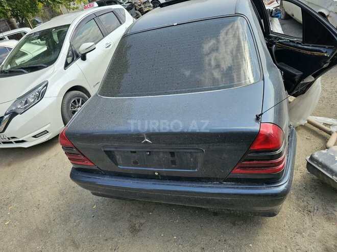 Mercedes C 180 1998, 250,000 km - 1.8 л - Gəncə