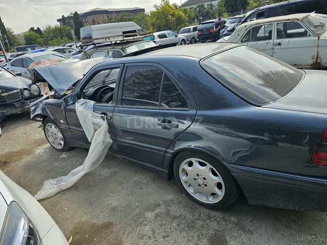 Mercedes C 180 1998, 250,000 km - 1.8 л - Gəncə