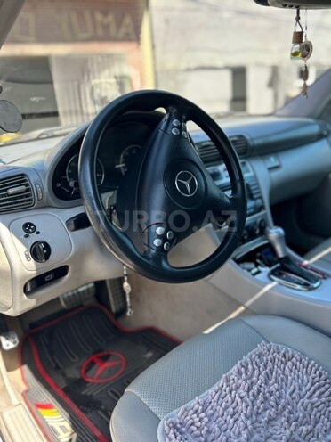 Mercedes C 180 2005, 282,696 km - 1.8 l - Quba