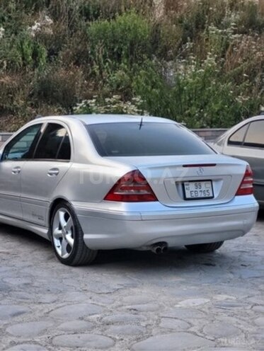 Mercedes C 180 2005, 282,696 km - 1.8 l - Quba