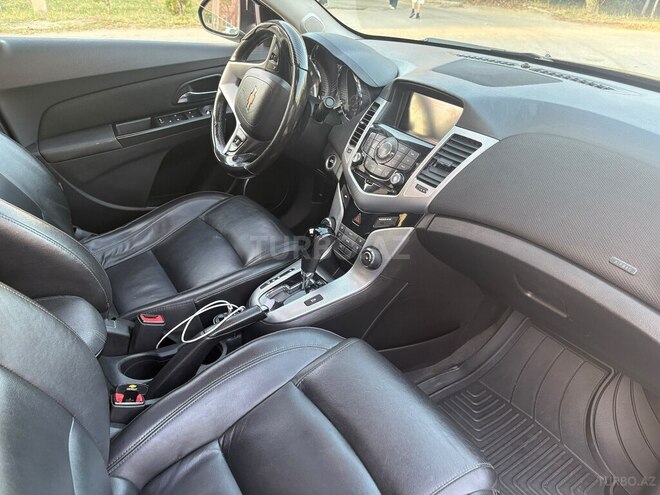 Chevrolet Cruze 2015, 286,000 km - 1.4 l - Sumqayıt