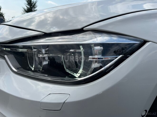 BMW  2015, 240,000 km - 2.0 l - Qəbələ