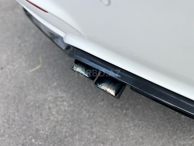 BMW  2015, 240,000 km - 2.0 l - Qəbələ