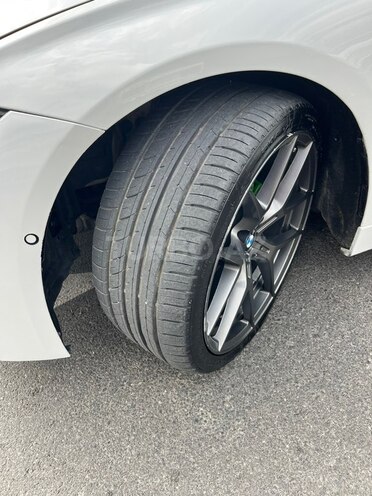 BMW  2015, 240,000 km - 2.0 l - Qəbələ