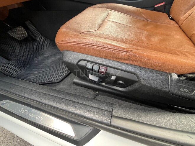 BMW  2015, 240,000 km - 2.0 l - Qəbələ