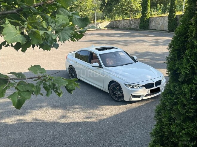 BMW  2015, 240,000 km - 2.0 l - Qəbələ