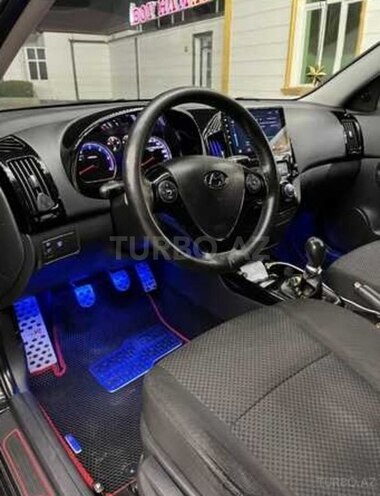 Hyundai i30 2011, 250,000 km - 1.6 l - İmişli
