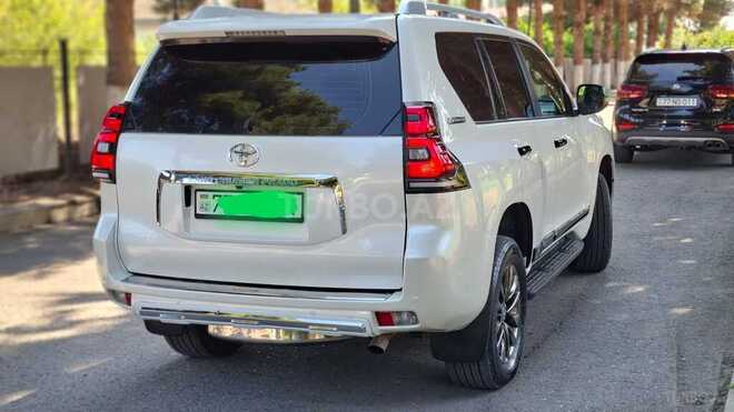 Toyota Land Cruiser Prado 2012, 200,000 km - 2.7 л - Bakı