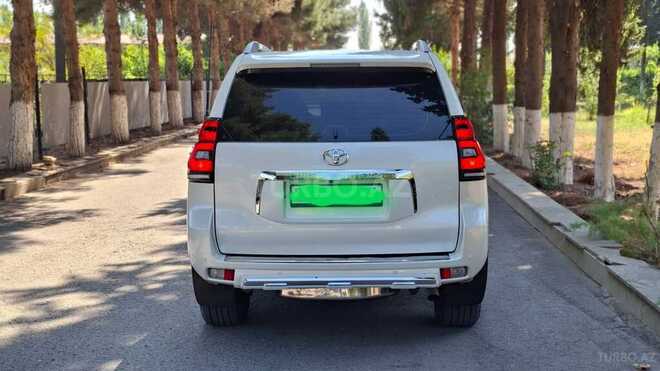 Toyota Land Cruiser Prado 2012, 200,000 km - 2.7 л - Bakı