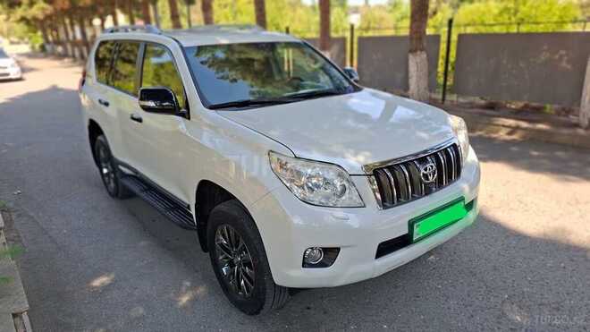 Toyota Land Cruiser Prado 2012, 200,000 km - 2.7 л - Bakı