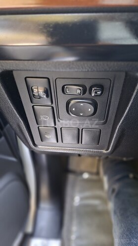 Toyota Land Cruiser Prado 2012, 200,000 km - 2.7 л - Bakı